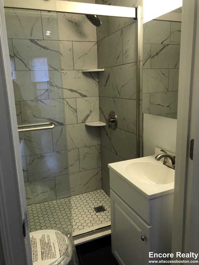 Photo - 225 Newbury St Unit 3R