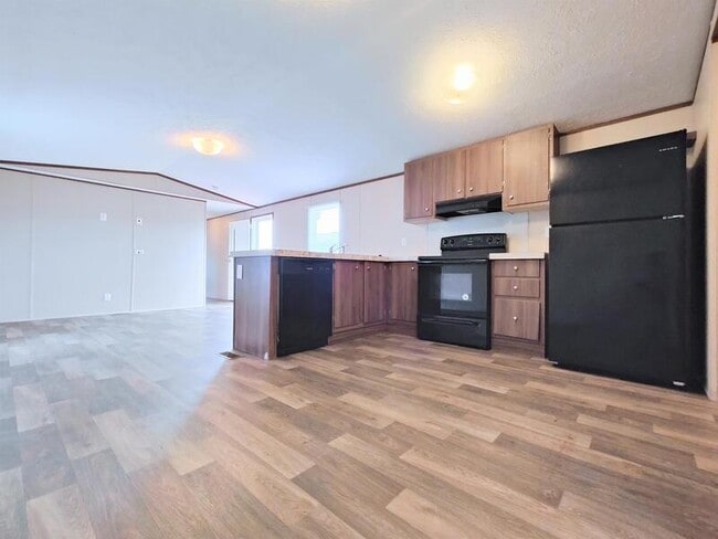 Photo - 337 W Tower Ln