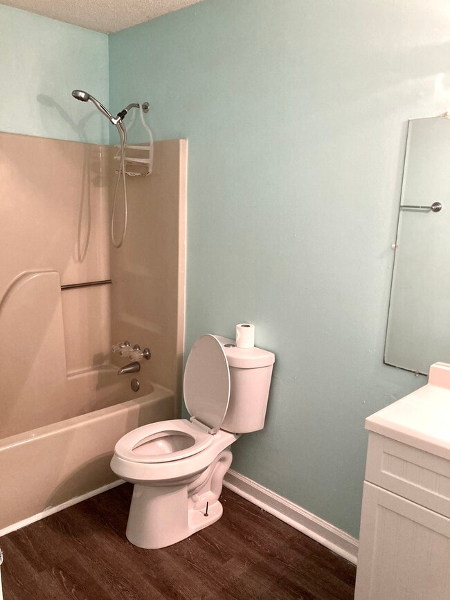 Downstairs Full Bath
