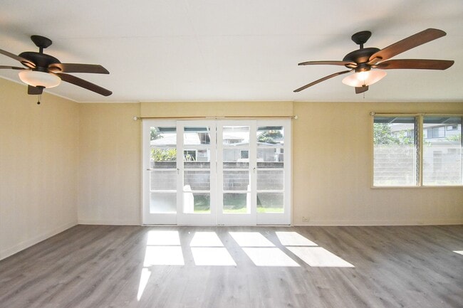 Photo - Single Family House in Kailua