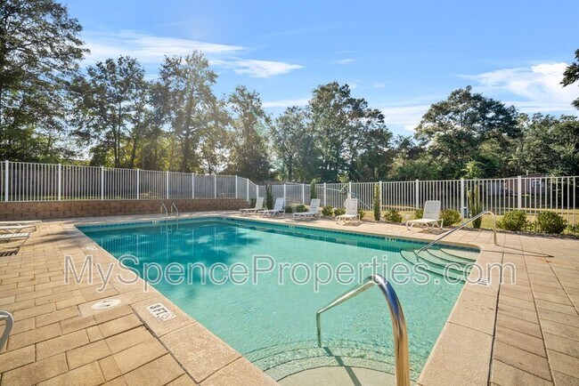 Photo - 820 Arbor Lake Dr