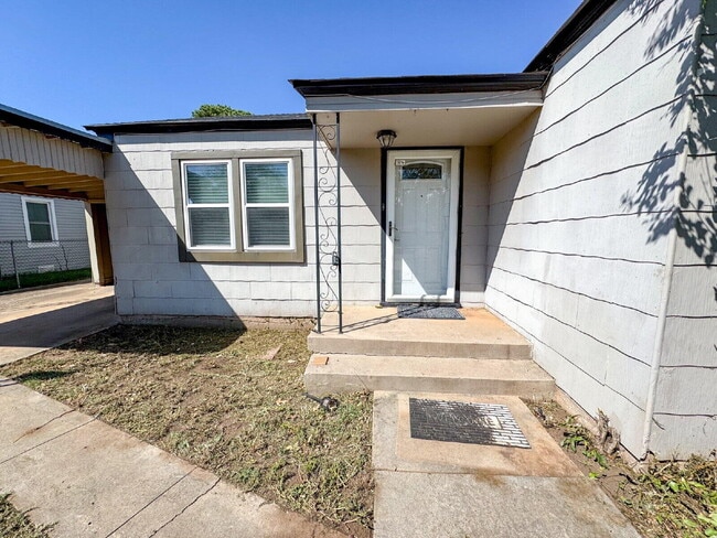 Building Photo - 3714 26th St Rental