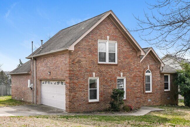 Photo - 5333 Roxborough Pass