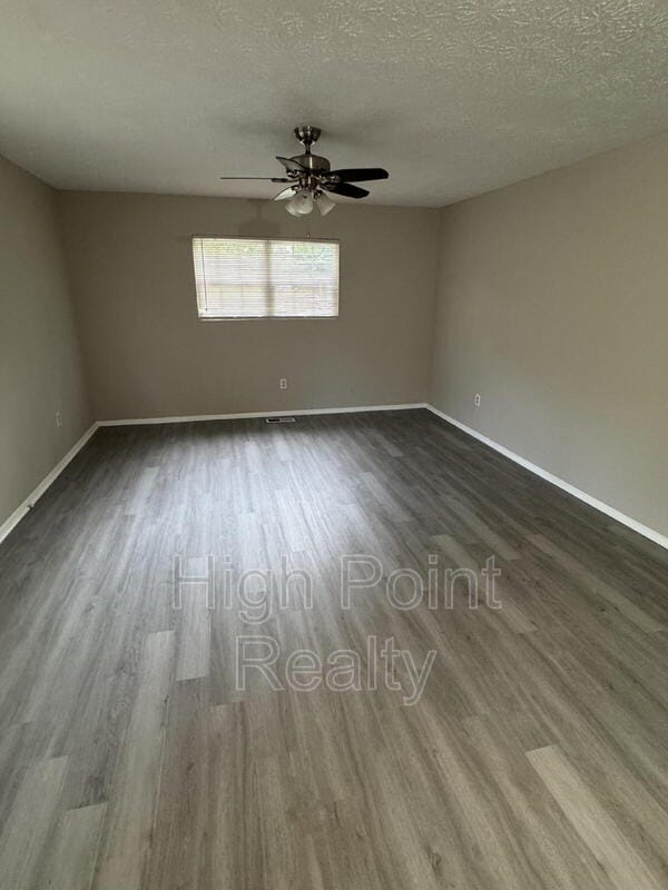 Photo - 311 Coleman Ln