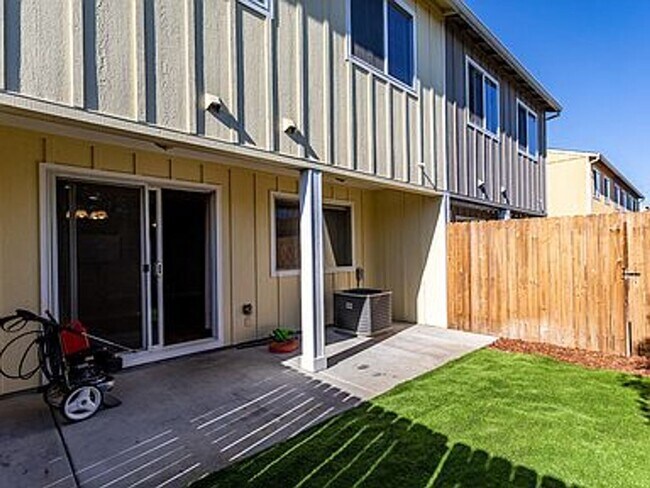 Photo - Beautiful 2 Story Townhome in Central Point