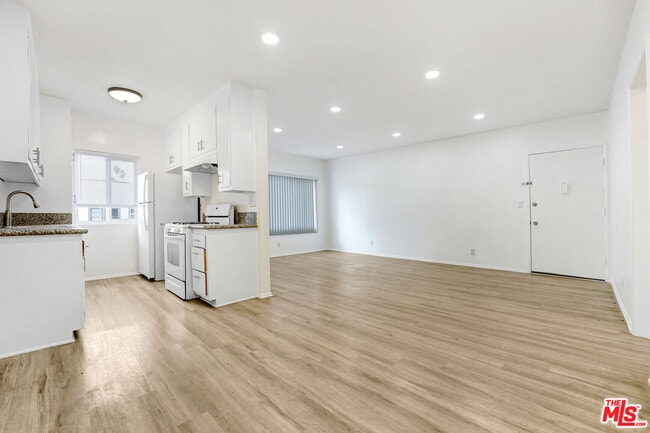 Photo - 1426 Cochran Ave Unidad 6