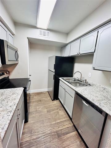 Photo - 2211 S Vernon Ave Unidad 218