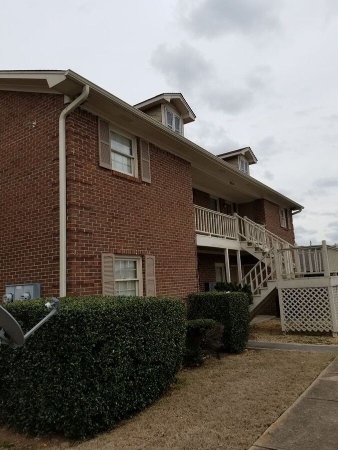 Photo - 6214 Robinhood Ln NW Unit D