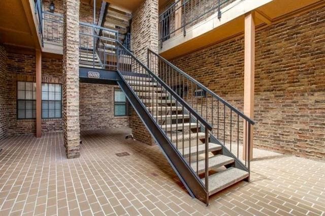 Photo - 6000 Auburndale Ave Unit F