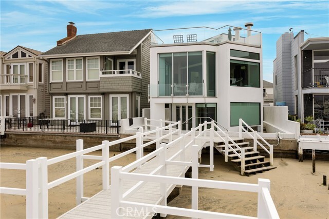 Building Photo - 1008 E Balboa Blvd Rental