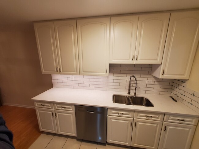 Building Photo - 8894 Knight Ave Unit 211