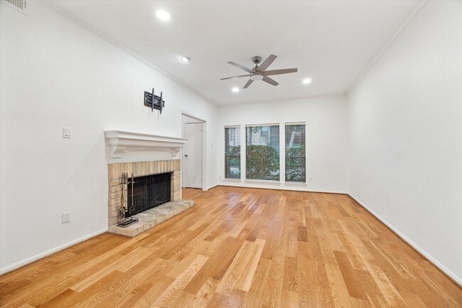 Photo - 11711 Memorial Dr Unit 639