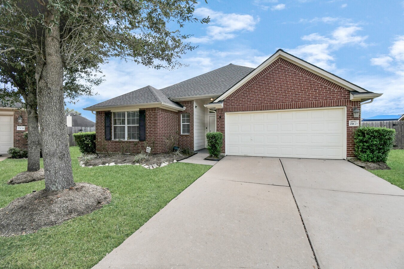 Photo - 19139 Mission Manor Ln