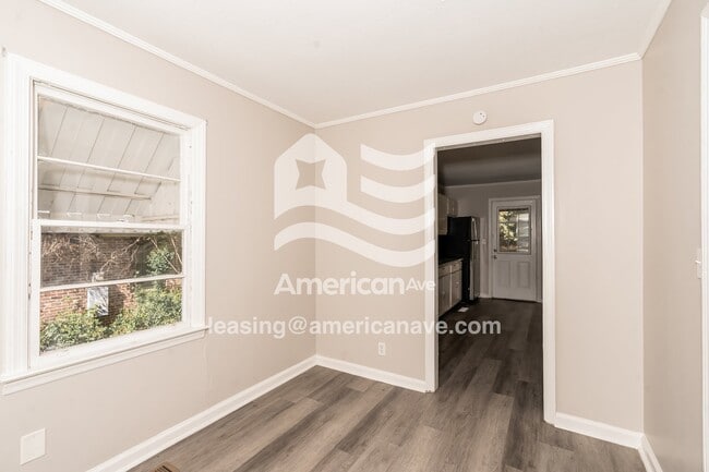 Photo - 3054 Somerset Dr