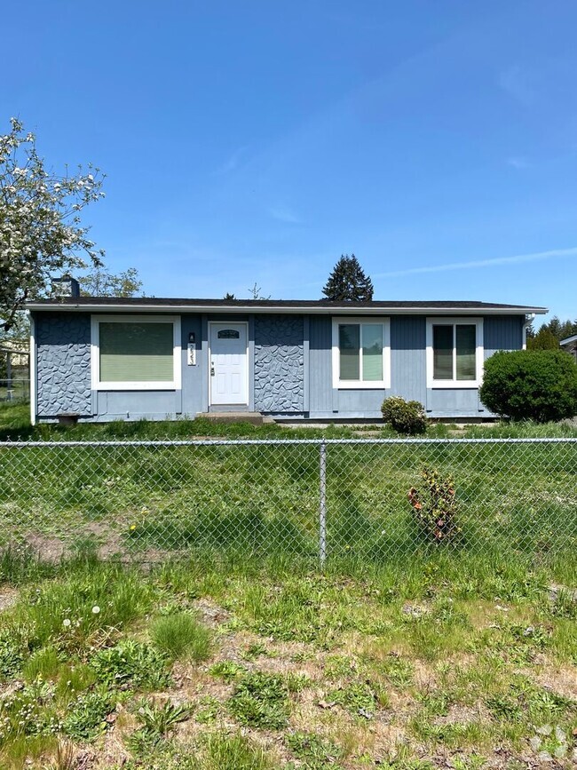 Building Photo - 3bd/1 Ba Rambler in Spanaway Rental