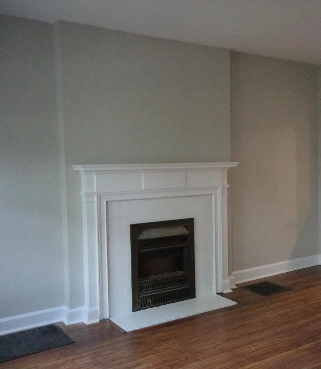 Photo - Thornwood Place 1253-1259 Unit 1259