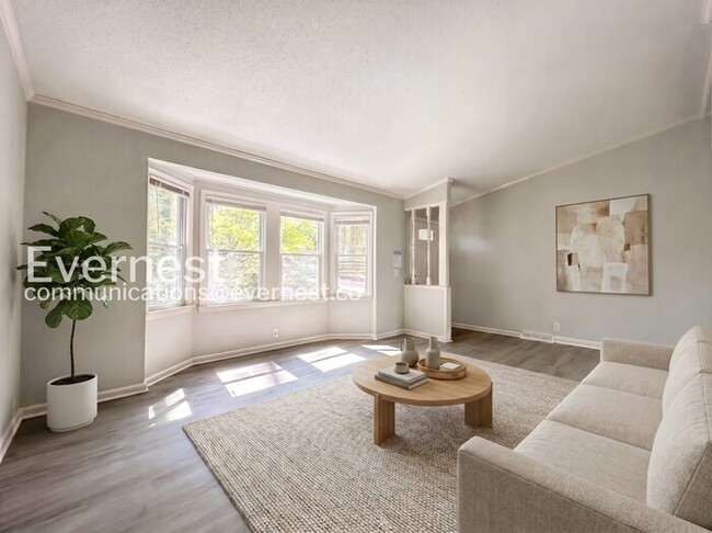 Photo - 1174 Alemeda Dr