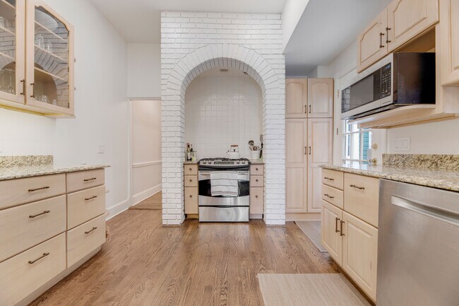 Photo - 435 N Columbus St