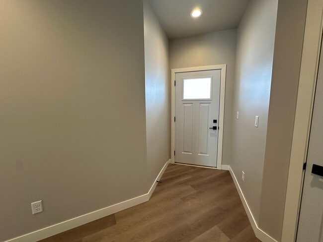 Photo - NEW CONSTRUCTION - 3 bdrm/2 bath Home - MOVE IN READY!