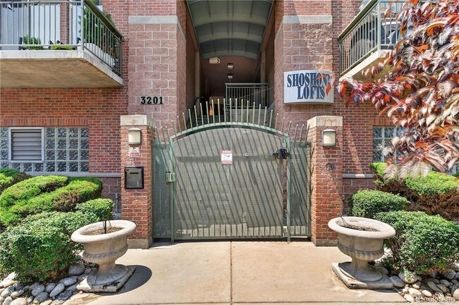 Photo - 3201 Shoshone St Unit 108