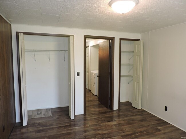 Photo - 125 W Orange St