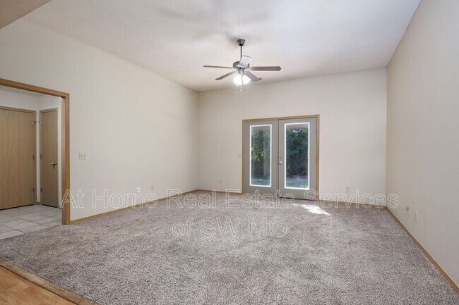 Photo - 1128 N Westwood Ave