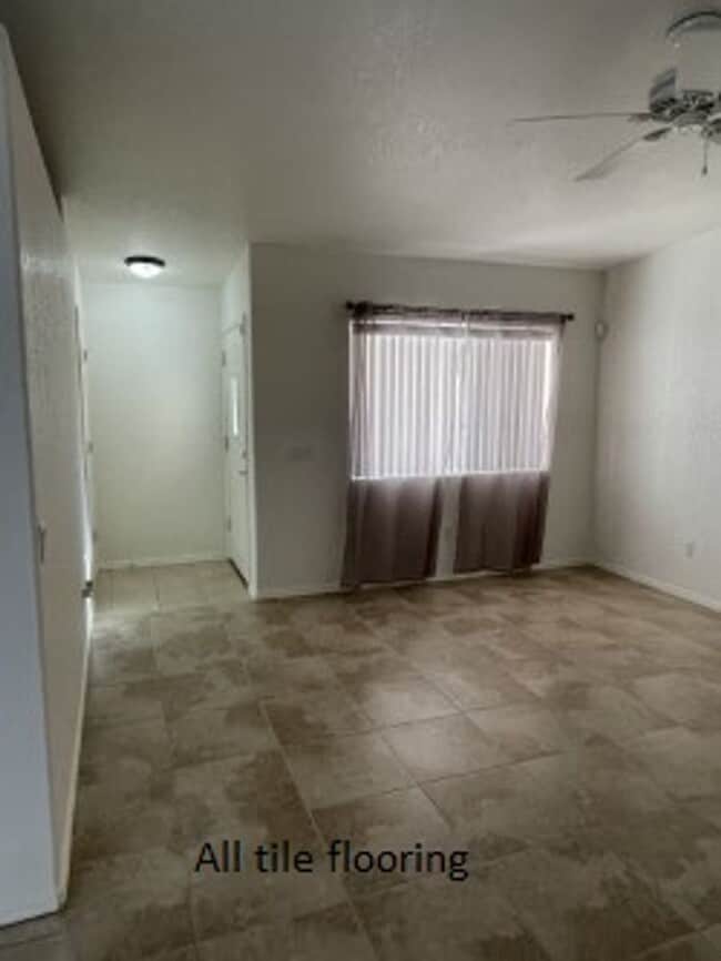 Photo - 711 Delta Dr Unit 2