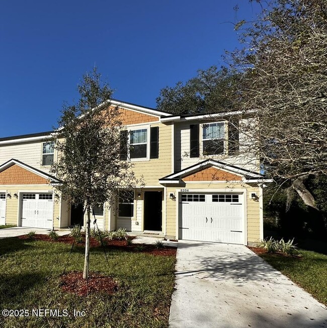 Photo - 8204 Halls Hammock Ct Townhome