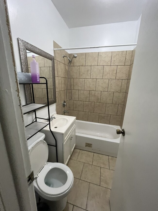 Photo - 13841 Forest Ave