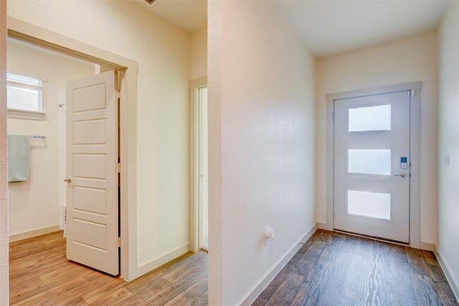 Photo - 4613 Tully Dr