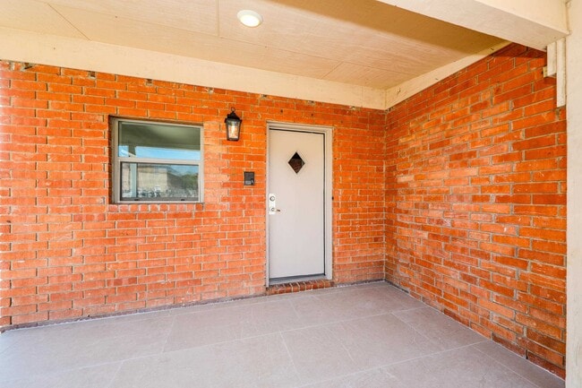 Photo - 2610 Springfield Ave