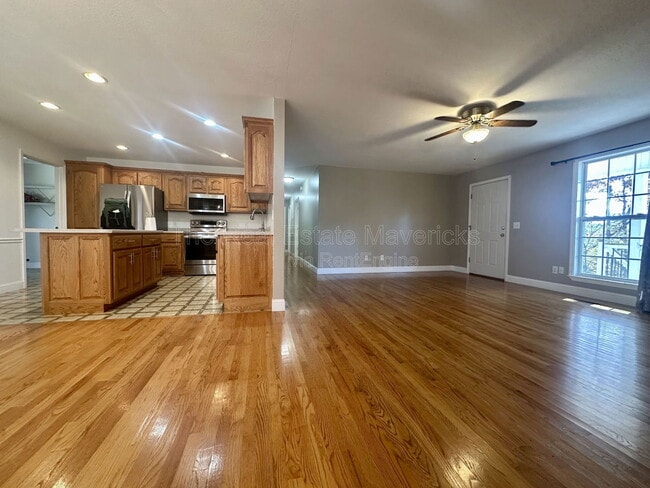 Photo - 620 Harp Switch Rd