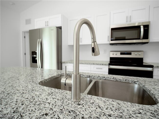 Photo - 5021 Myrtlewood Rd