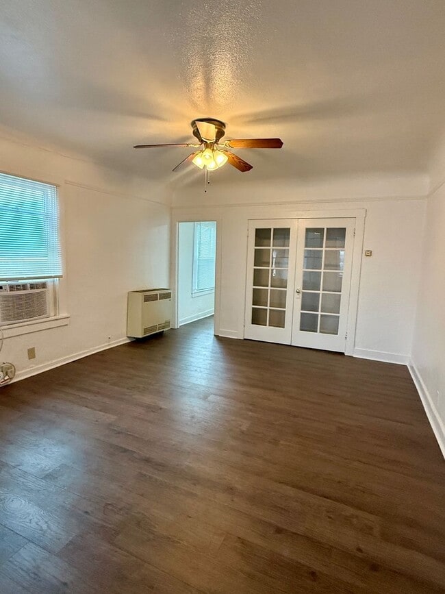 Photo - 1 Bedroom 1 Bath Duplex!