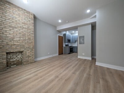 Photo - 421 W Belden Ave Unit 1