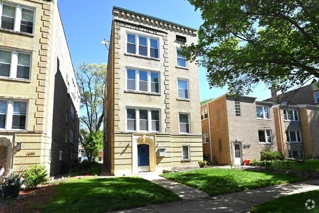Building Photo - 1631 Monroe St Unit 1-3 Rental