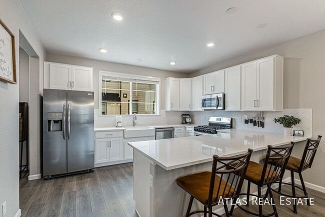 Photo - 1536 Castle Creek Cir