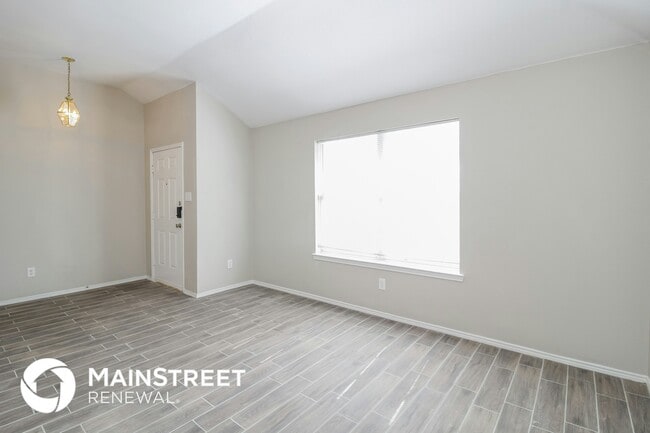 Photo - 12004 Gold Creek Dr E