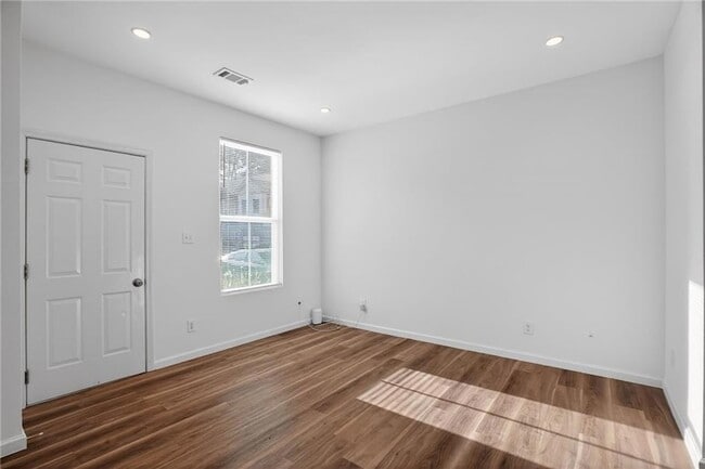 4011 Redan Rd