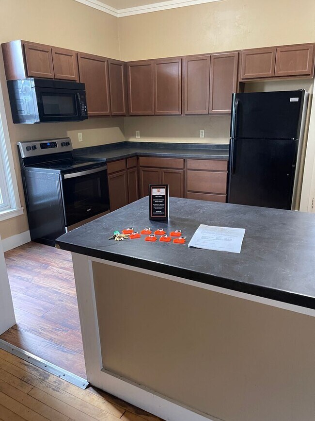 Photo - 639 Amherst Ave Unit Amherst, 639