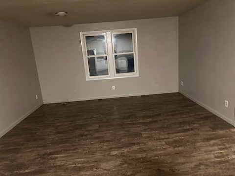 Photo - 220 W 6th Ave