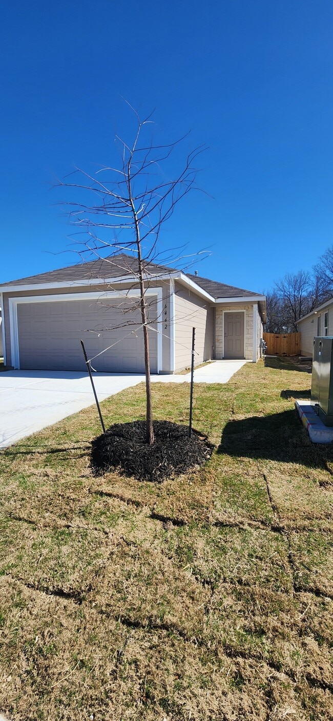 Building Photo - 6442 Marco Plains Rental