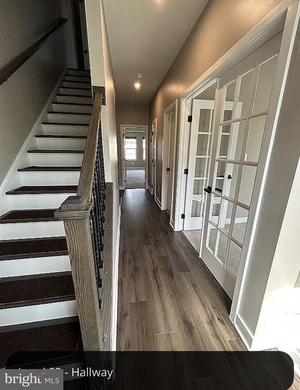 Photo - 8110 Miner St