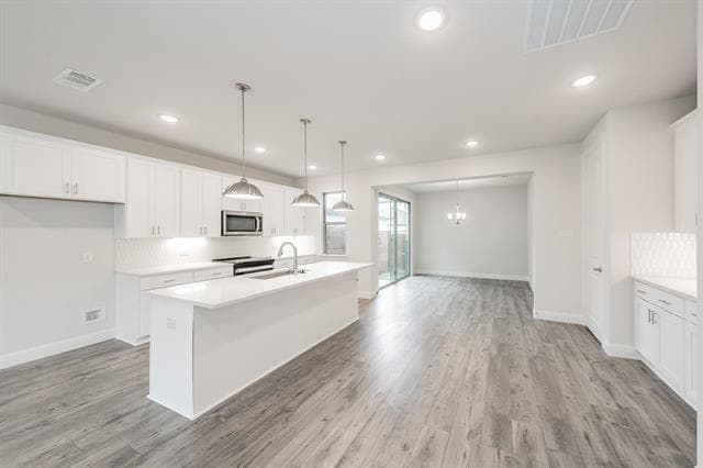 Photo - 9709 Thorncrown Ln
