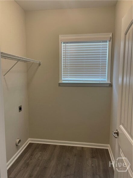 Photo - 102 Reese Way