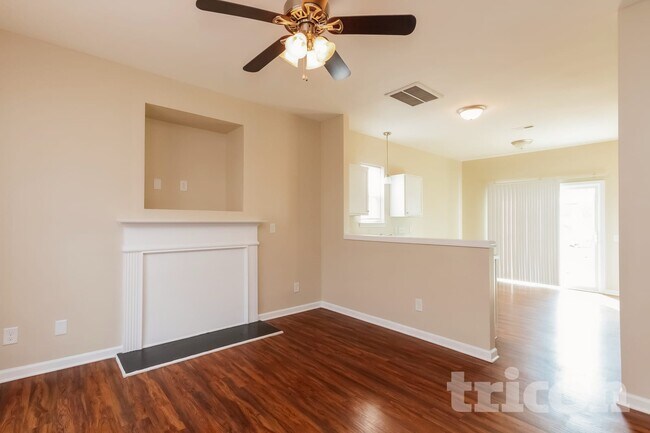 Photo - 1309 Peach Park Ln