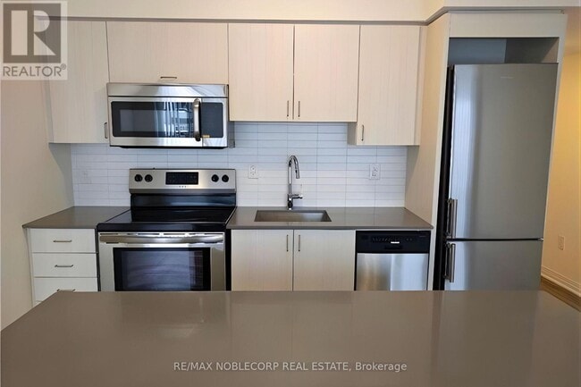 Photo - 155 William Duncan Rd