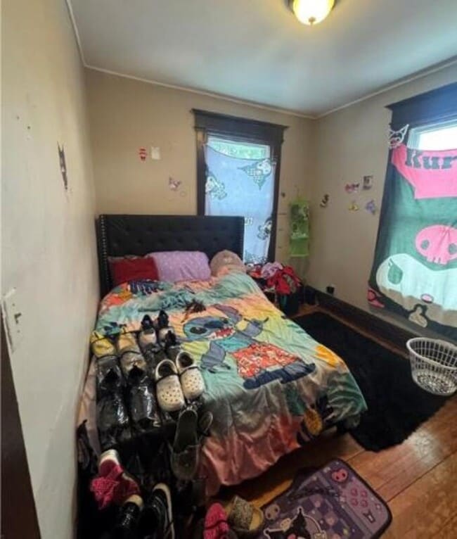 Photo - 213 Flint St