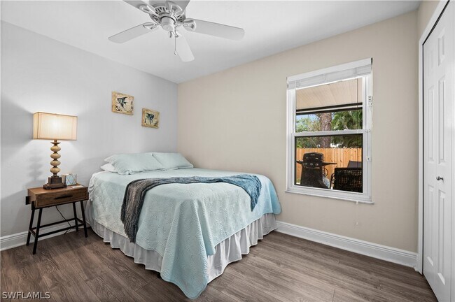 Photo - 866 101st Ave N