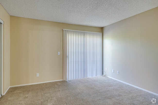 2BR , 2,5BA - 1.089SF